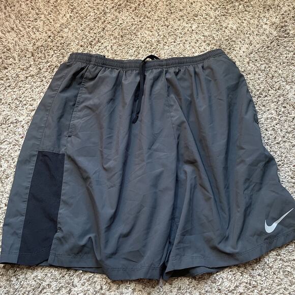 Nike Performance Lined Shorts Activewear Size Medium Navy Blue Men's - Picture 1 of 6